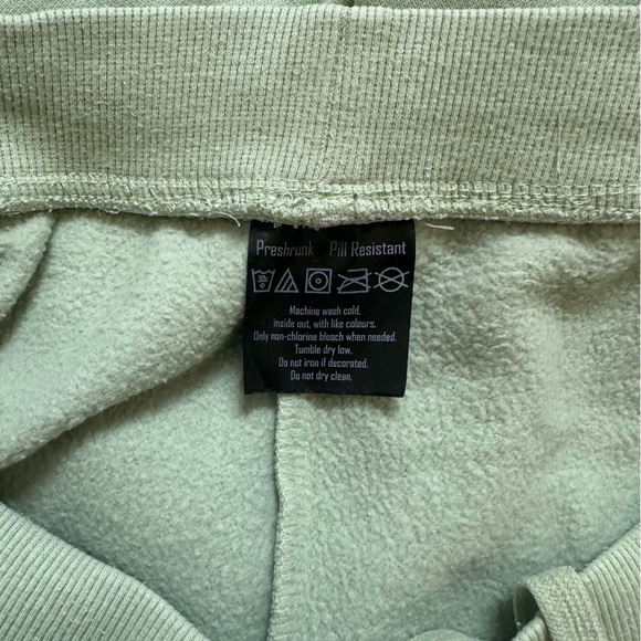 Made Sweats - Picture 4 of 4